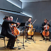 projects4cellos beim Konzert im Kammermusiksaal der Internationalen Musikbegegnungsstätte Haus Marteau in Lichtenberg 2024 (Foto: Christa Klie)